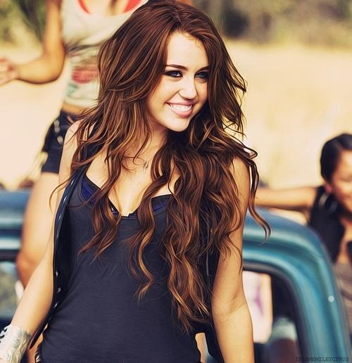 Photo:  Miley Cyrus 04